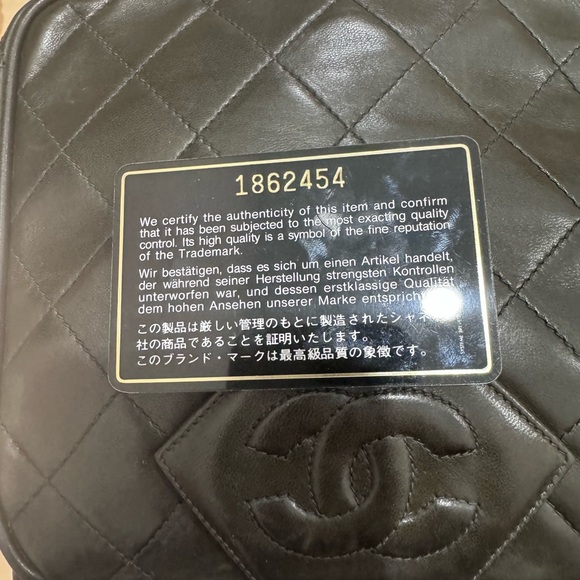 Vintage Chanel shoulder bag. - Picture 11 of 13